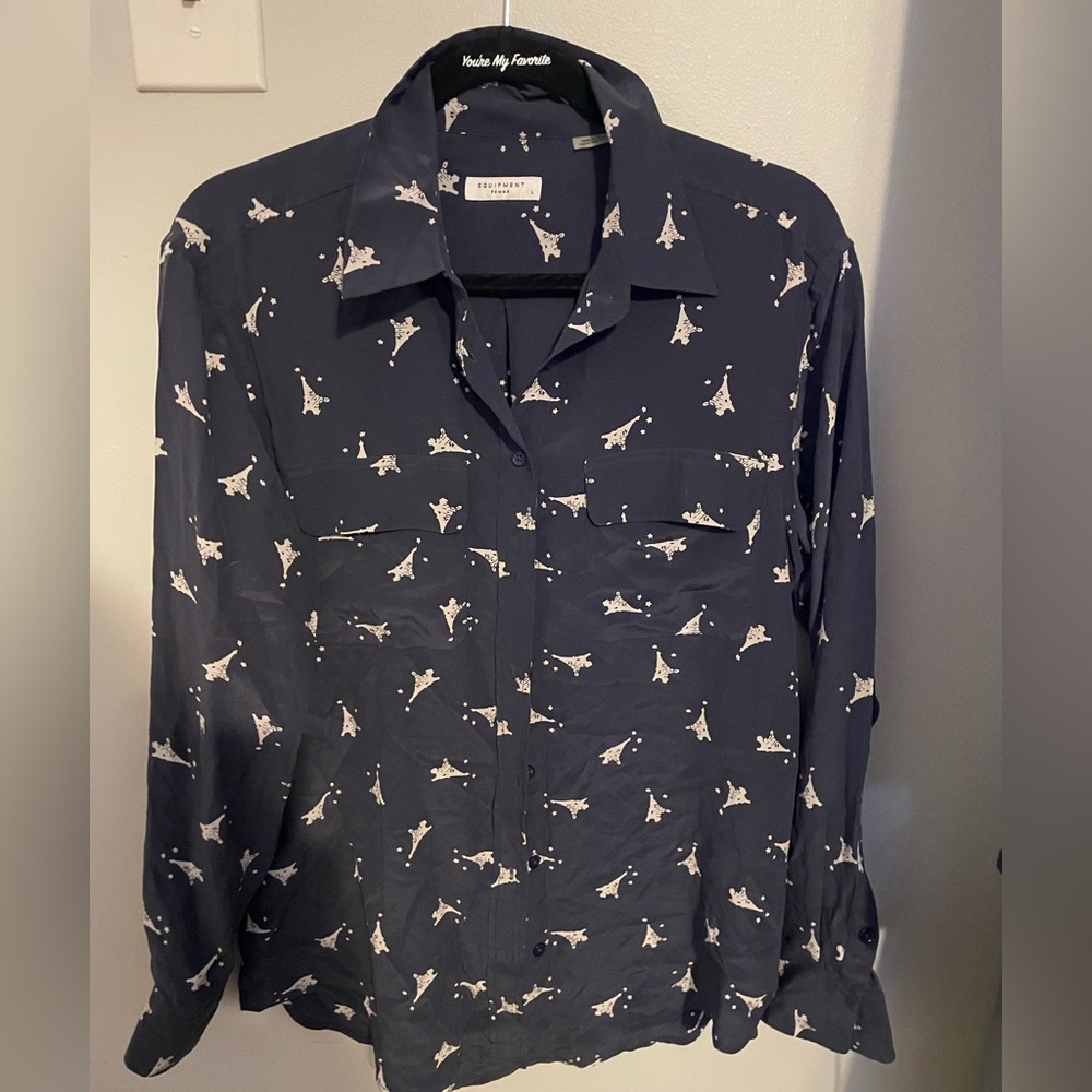 Equipment Femme 100% silk Eiffel Tower button down blouse. EUC. SIZE L